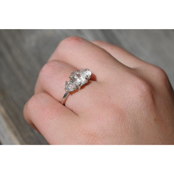 alternative raw diamond engagement rings, raw crystal size 4 5 6 7 8 8 9 10 11 - Picture 2 of 3